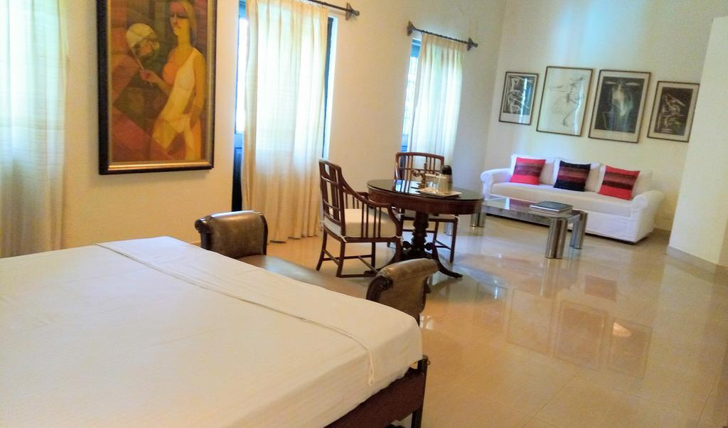 1265 Crescent Villa Candolim Bagian luar foto