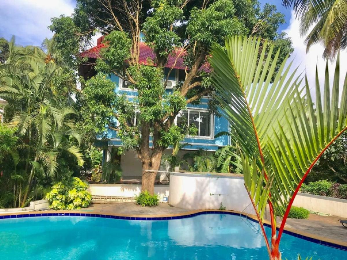 1265 Crescent Villa Candolim Bagian luar foto
